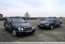 mercedes370.jpg