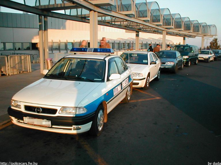 Opel Astra, Katonai Rendészet, fotó: duda
Keywords: katonai honvédségi honvédség
