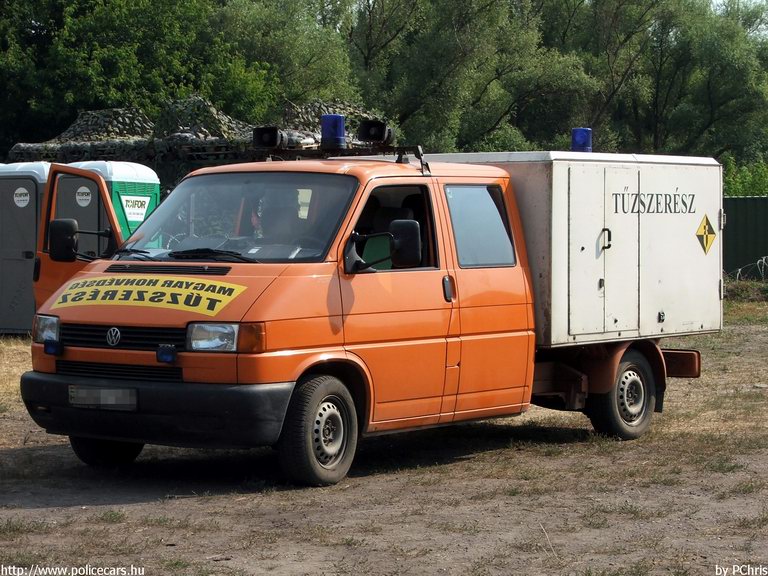 VW Transporter T4, fotó: PChris
Keywords: katonai honvédségi honvédség