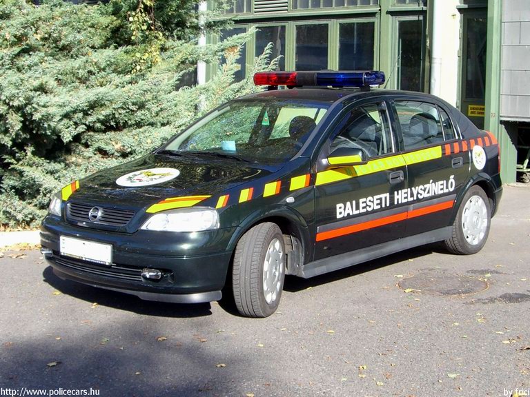Opel Astra, fotó: Frici
Keywords: katonai honvédségi honvédség