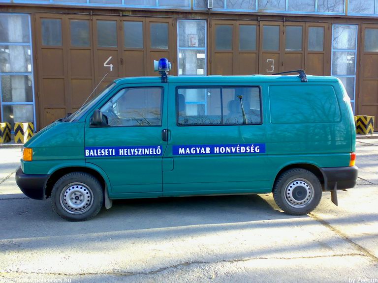 VW Transporter T4, fotó: Zeegun
Keywords: katonai honvédségi honvédség