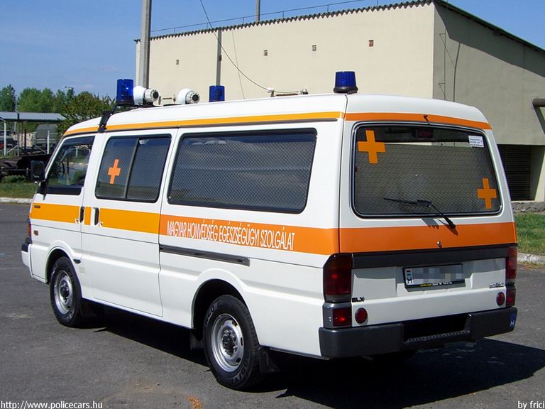 Mazda E2200, mentõautó, fotó: Frici
Keywords: katonai honvédségi honvédség