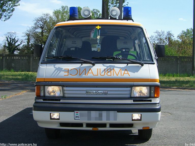 Mazda E2200, mentõautó, fotó: Frici
Keywords: katonai honvédségi honvédség