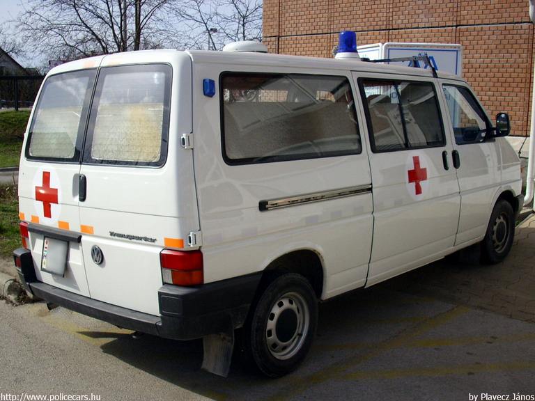 VW Transporter T4, fotó: Plavecz János
Keywords: katonai honvédségi honvédség magyar mentő mentőautó