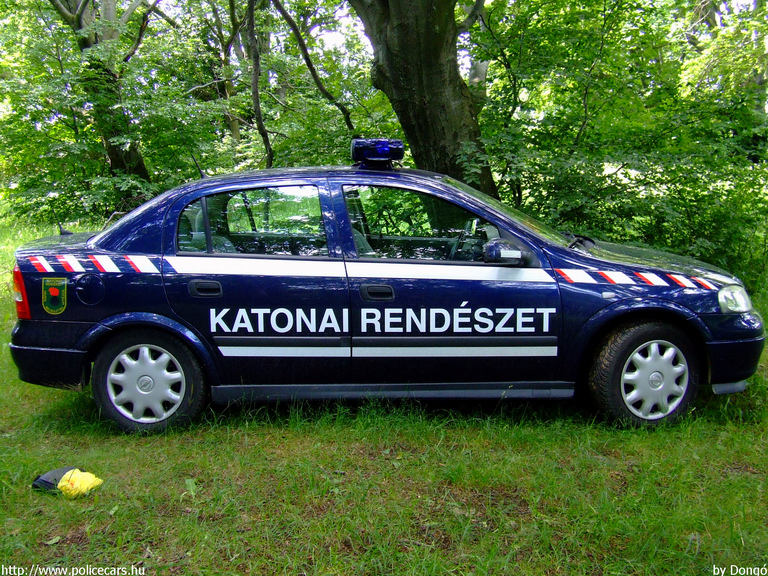Opel Astra, fotó: Dongó
Keywords: katonai honvédségi honvédség