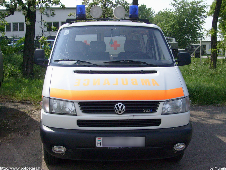 VW Transporter T4, fotó: Mumin
Keywords: katonai honvédségi honvédség magyar mentő mentőautó