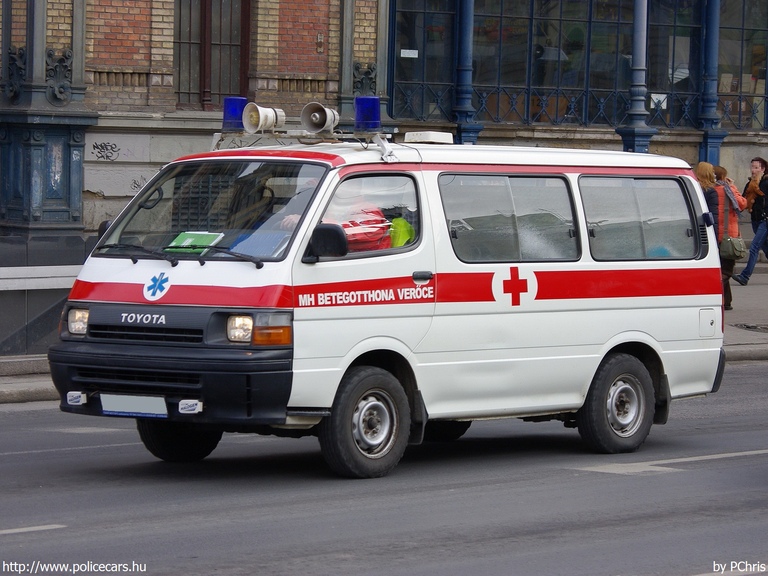 Toyota Hiace, MH Betegotthona Verõce, fotó: PChris
Keywords: katonai honvédségi honvédség magyar Magyarország mentő mentőautó