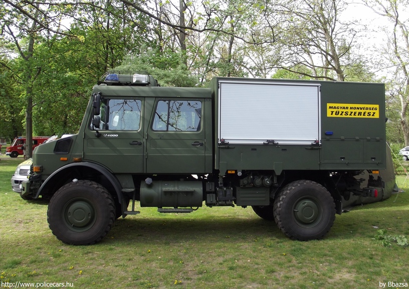 Mercedes-Benz Unimog U4000 437/45 HM Currus, fotó: Bbazsa
Keywords: katonai honvédségi honvédség magyar Magyarország HT53-63