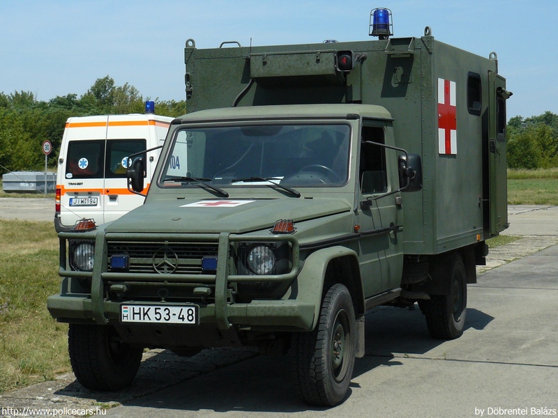 Mercedes-Benz G270, fotó: Döbrentei Balázs
Keywords: katonai honvédségi honvédség mentő mentőautó magyar Magyarország HK53-48