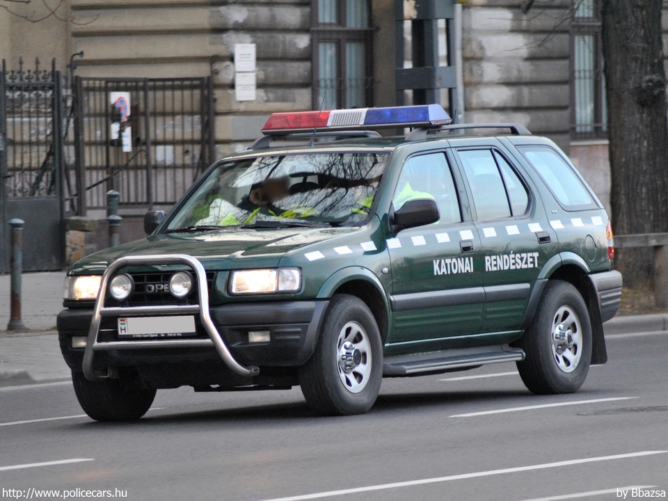 Opel Frontera, Katonai Rendészet, fotó: Bbazsa
Keywords: katonai honvédség honvédségi magyar Magyarország
