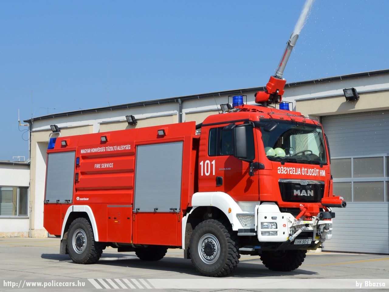 MAN TGS 18.540 Rosenbauer RIV 3500/500/250, MH 59. Szentgyörgyi Dezsõ Repülõbázis, Kecskemét, fotó: Bbazsa
Keywords: HK90-07 katonai honvédségi honvédség tûzoltóautó tûzoltóság 