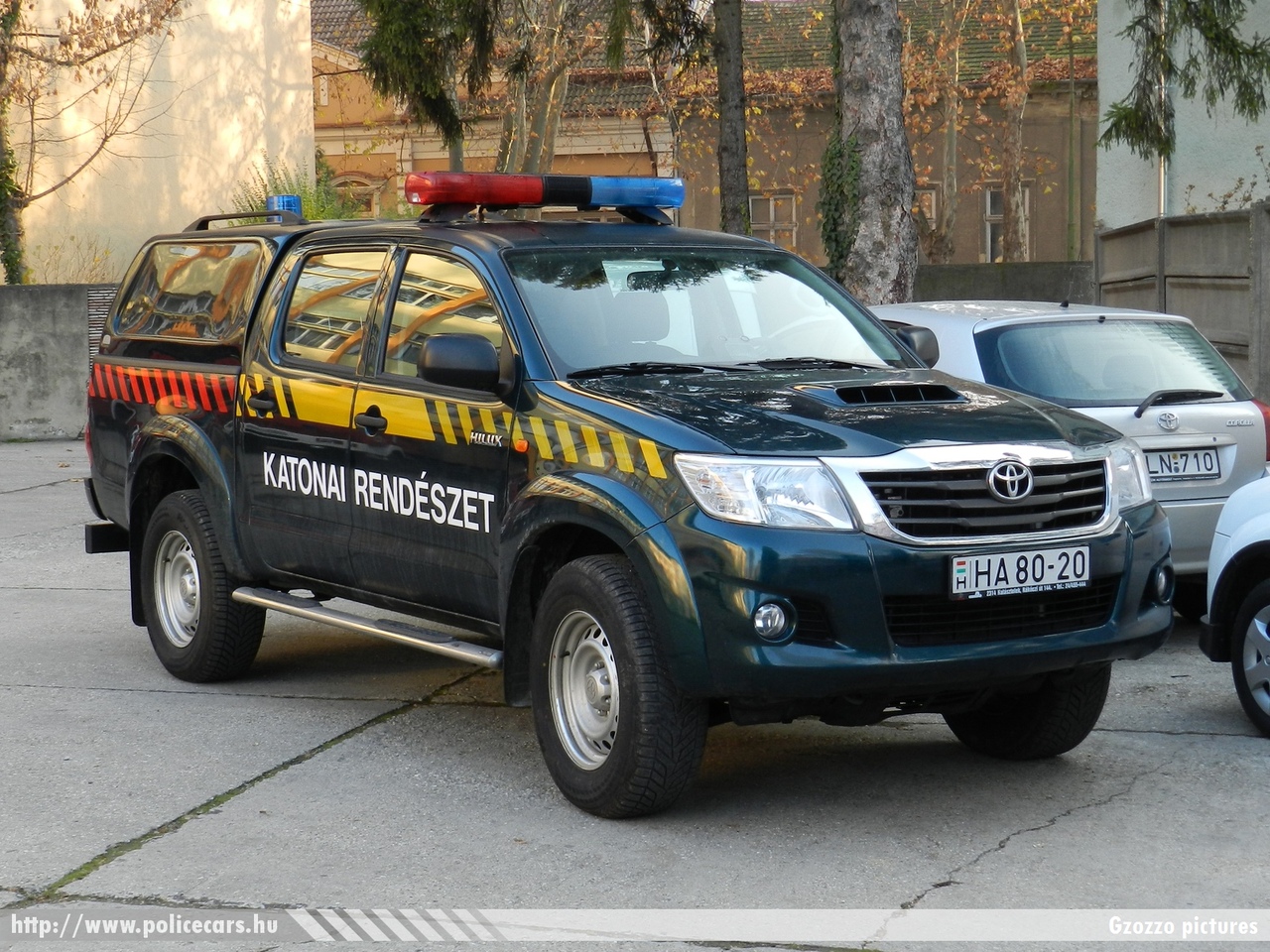 Toyota Hilux, Katonai Rendészet, fotó: Gzozzo pictures
Keywords: katonai honvédségi honvédség rendőr rendészet magyar Magyarország hungarian Hungary military police policecar HA80-20
