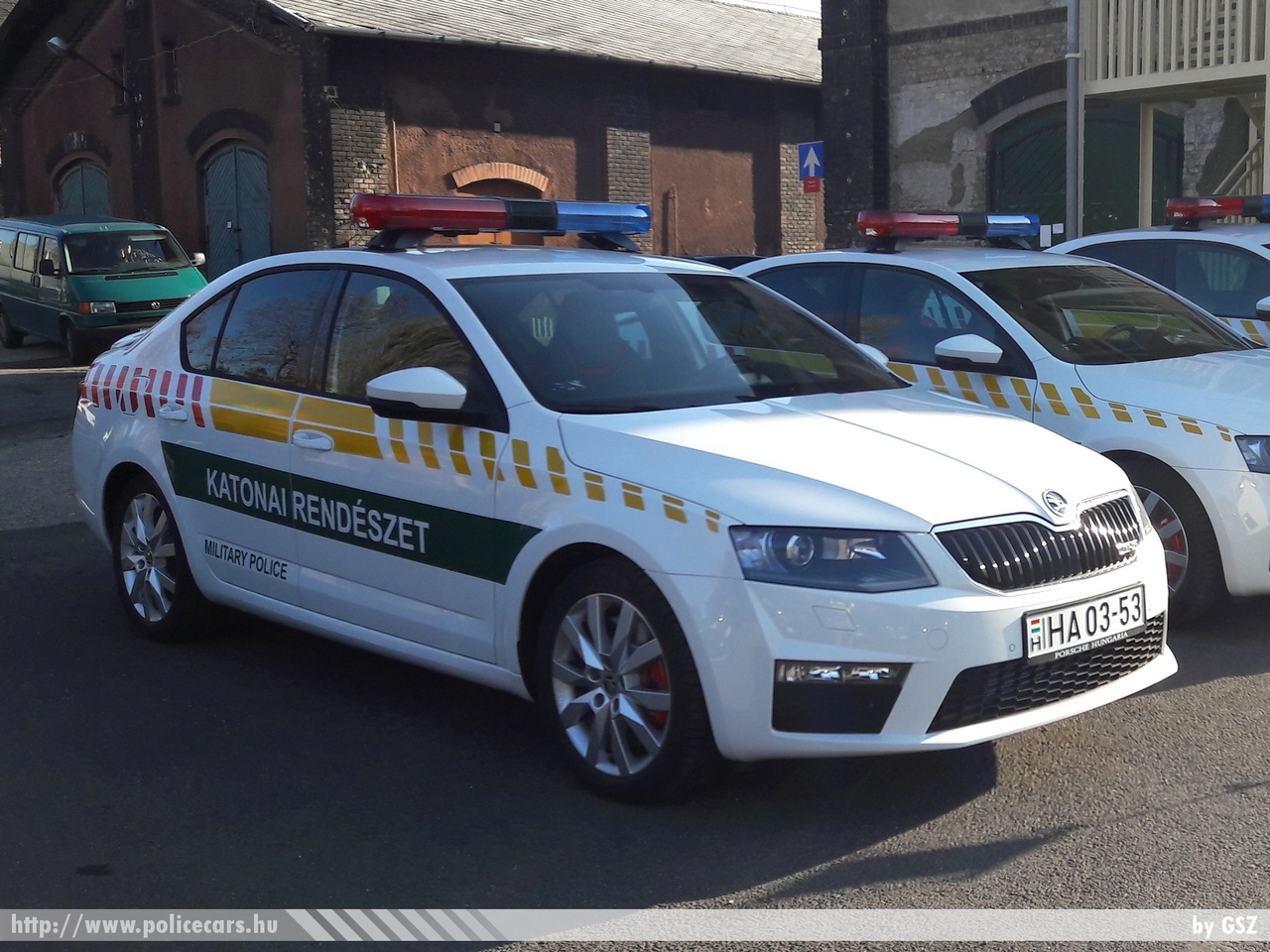 Skoda Octavia III RS, fotó: GSZ
Keywords: katonai honvédségi honvédség rendőr rendészet magyar Magyarország hungarian Hungary military police policecar HA03-53