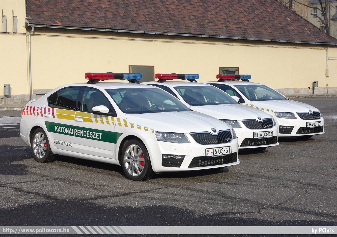 Skoda Octavia III RS, fotó: PChris
Keywords: katonai honvédségi honvédség rendőr rendészet magyar Magyarország hungarian Hungary military police policecar HA03-51 HA03-52 HA03-53