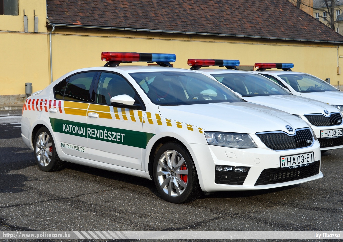 Skoda Octavia III RS, fotó: Bbazsa
Keywords: katonai honvédségi honvédség rendőr rendészet magyar Magyarország hungarian Hungary military police policecar HA03-51