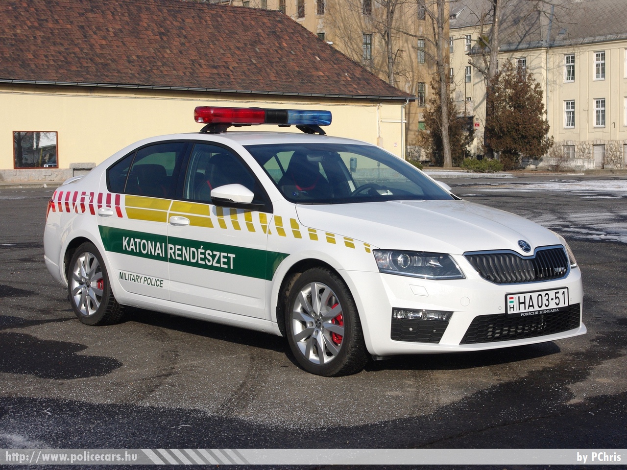 Skoda Octavia III RS, fotó: PChris
Keywords: katonai honvédségi honvédség rendőr rendészet magyar Magyarország hungarian Hungary military police policecar HA03-51