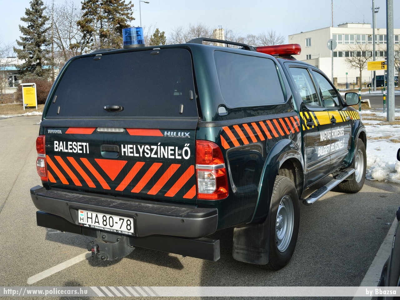 Toyota Hilux, fotó: Bbazsa
Keywords: katonai honvédségi honvédség magyar Magyarország hungarian Hungary military HA80-78