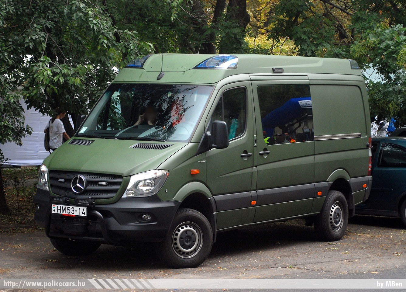 Mercedes-Benz Sprinter II Profile, fotó: MBen
Keywords: katonai honvédségi honvédség magyar mentő mentőautó military ambulance HM53-14