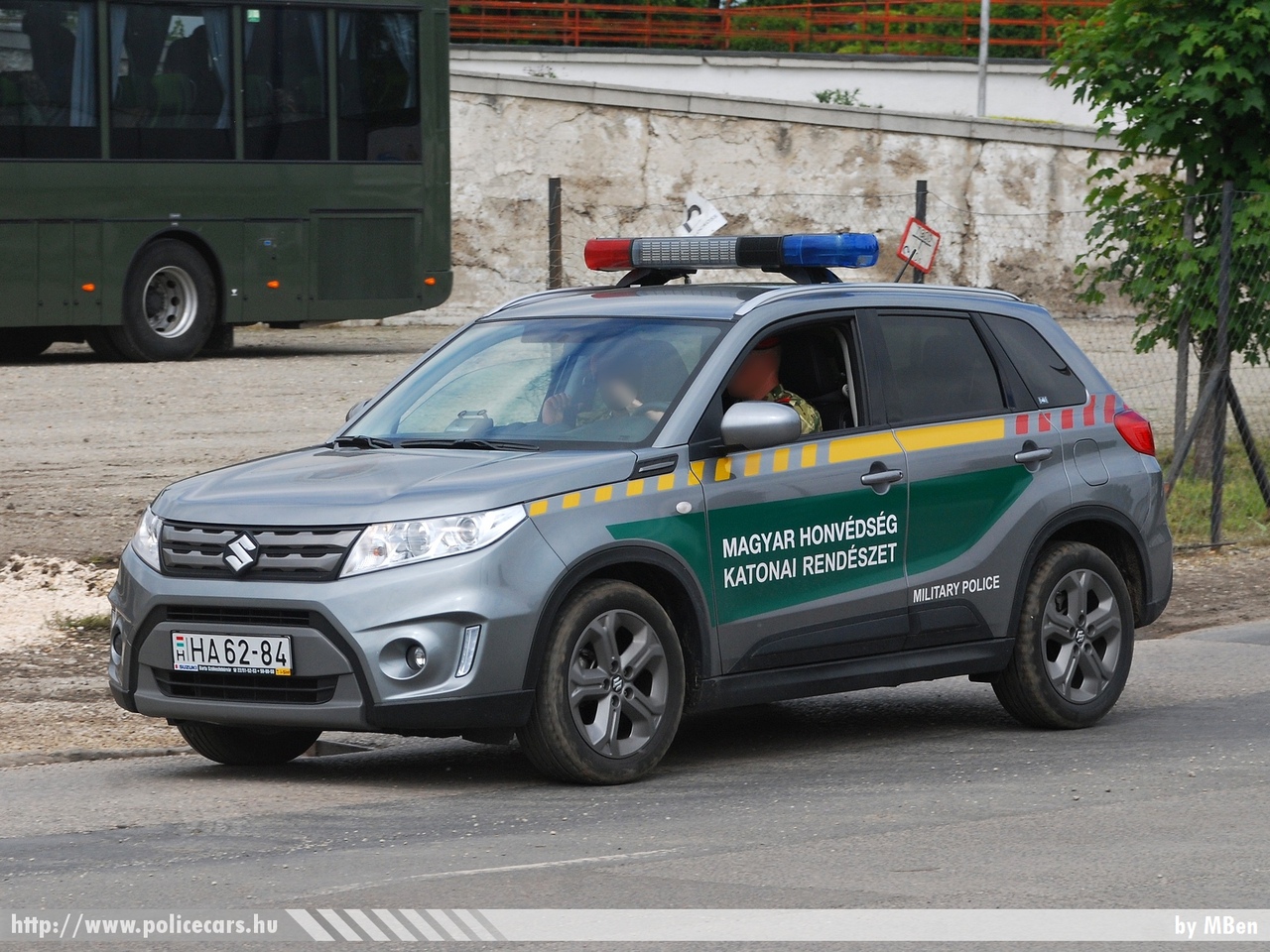 Suzuki Vitara, fotó: MBen
Keywords: katonai honvédségi honvédség rendőr rendészet magyar Magyarország hungarian Hungary military police policecar HA62-84