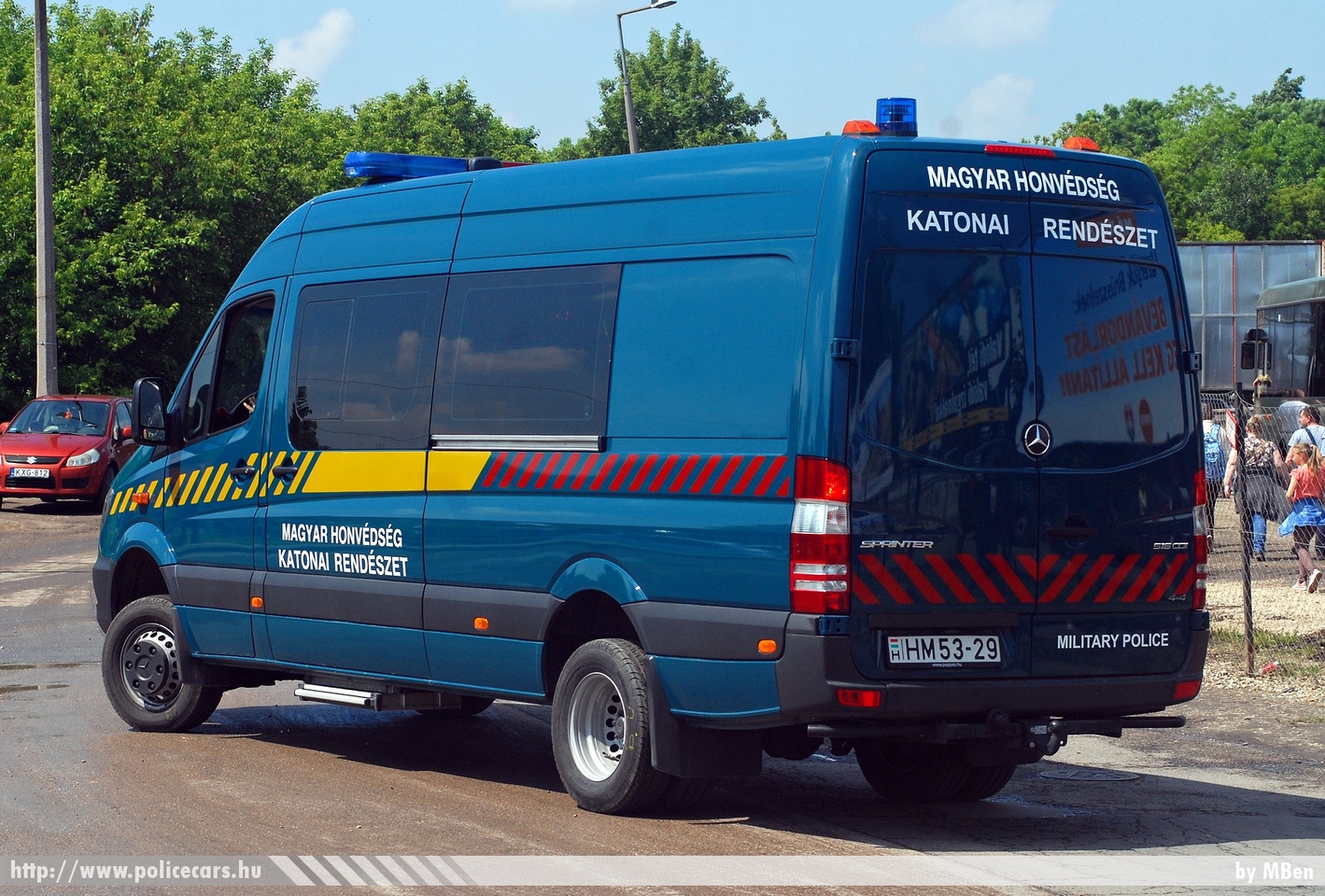 Mercedes-Benz Sprinter II, fotó: MBen
Keywords: katonai honvédségi honvédség rendőr rendészet magyar Magyarország hungarian Hungary military police policecar HM53-29