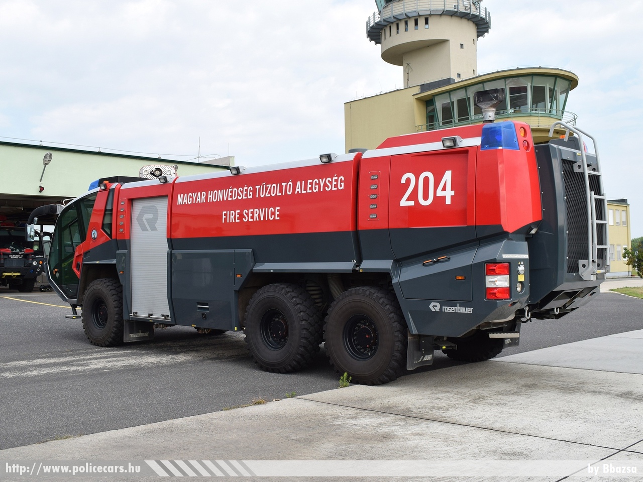 Rosenbauer Panther 6x6 CA-5 RBI-ECE- Hungary, FLF 12500/1500/250, MH Pápa Bázisrepülõtér, fotó: Bbazsa
Keywords: katonai honvédségi honvédség magyar tûzoltó tûzoltóautó tûzoltóság military firetruck