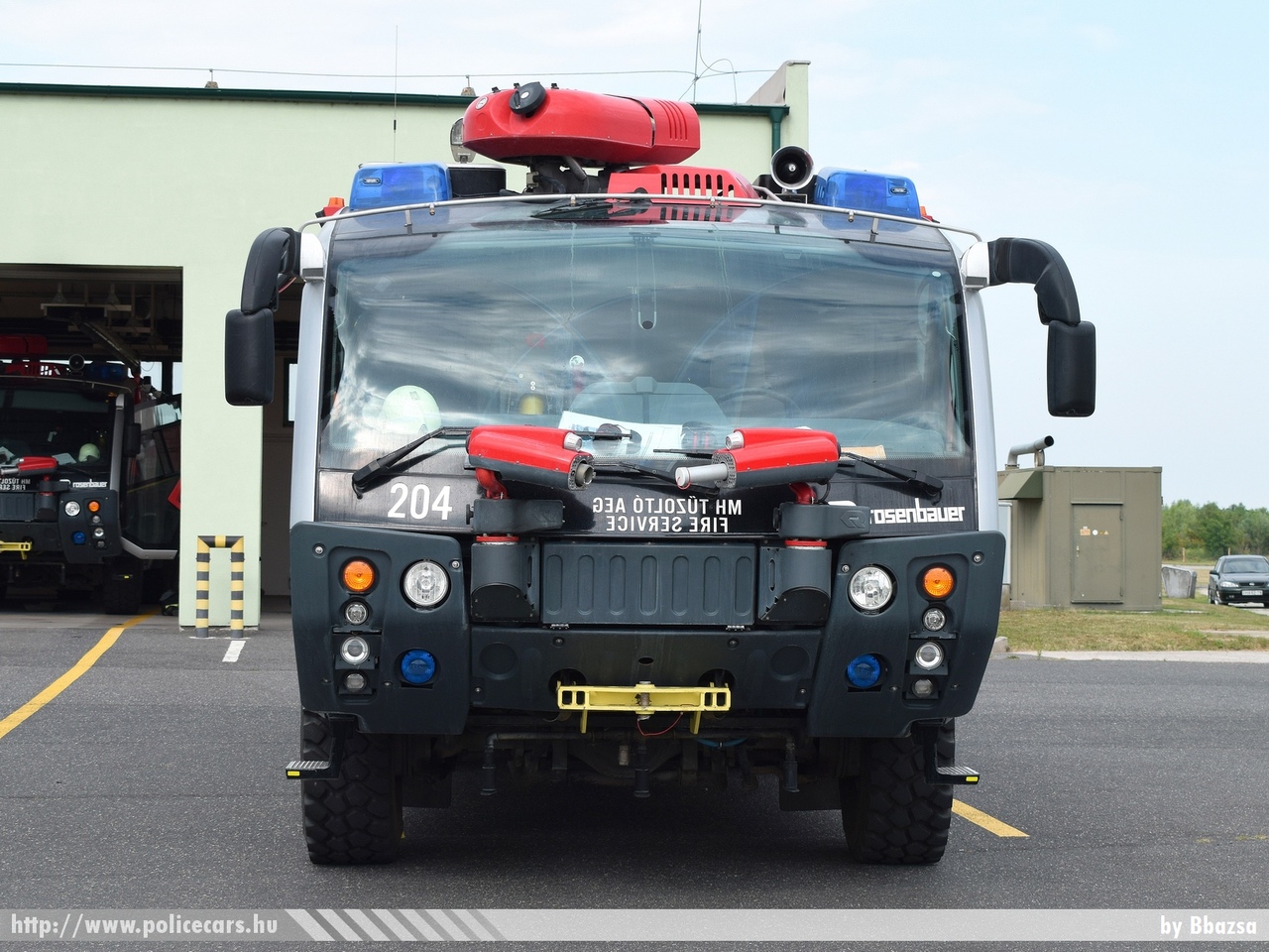 Rosenbauer Panther 6x6 CA-5 RBI-ECE- Hungary, FLF 12500/1500/250, MH Pápa Bázisrepülõtér, fotó: Bbazsa
Keywords: katonai honvédségi honvédség magyar tûzoltó tûzoltóautó tûzoltóság military firetruck