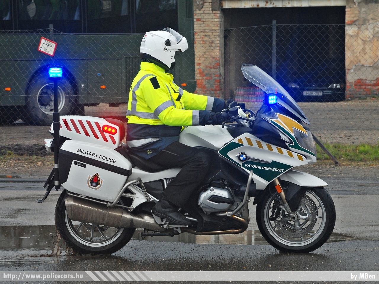 BMW R1200RT, fotó: MBen
Keywords: katonai honvédségi honvédség rendőr rendészet magyar Magyarország hungarian Hungary military police policebike
