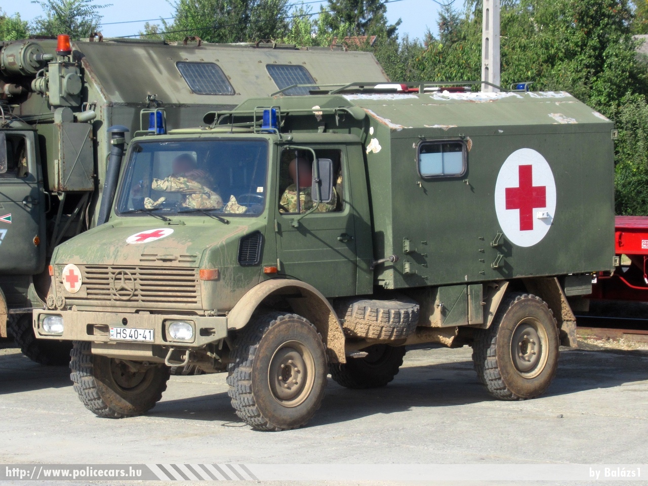 Mercedes-Benz Unimog, fotó: Balázs1
Keywords: katonai honvédségi honvédség magyar mentő mentőautó military ambulance hungary hungarian HS40-41