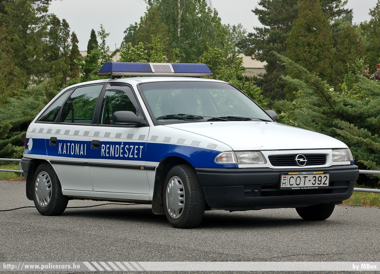 Opel Astra F, Katonai Rendészet, fotó: Mben
Keywords: katonai honvédségi honvédség rendőr rendészet magyar Magyarország hungarian Hungary military police policecar COT-392