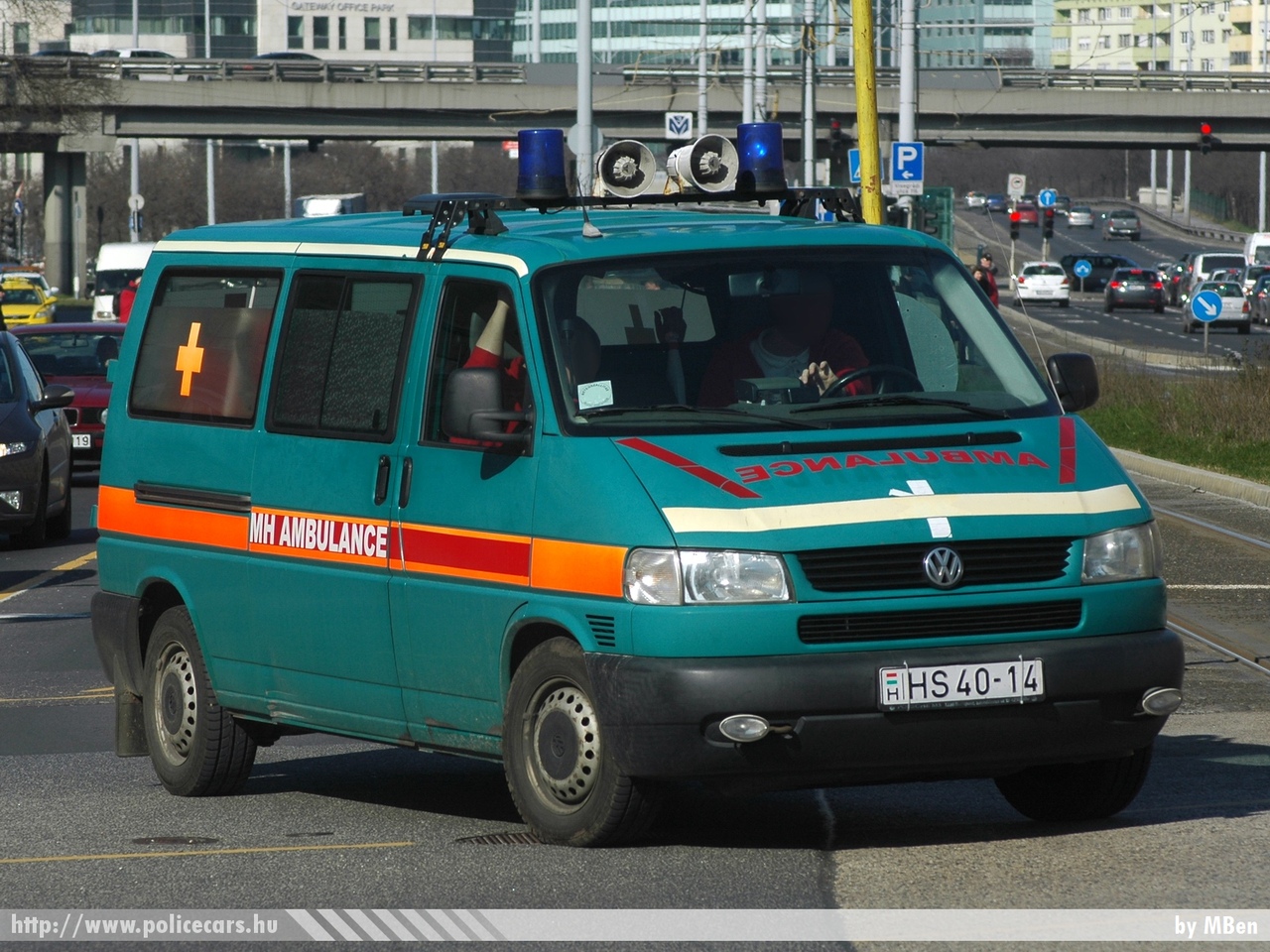 Volkswagen Transporter T4, fotó: MBen
Keywords: katonai honvédségi honvédség magyar mentő mentőautó military ambulance hungary hungarian HS40-14