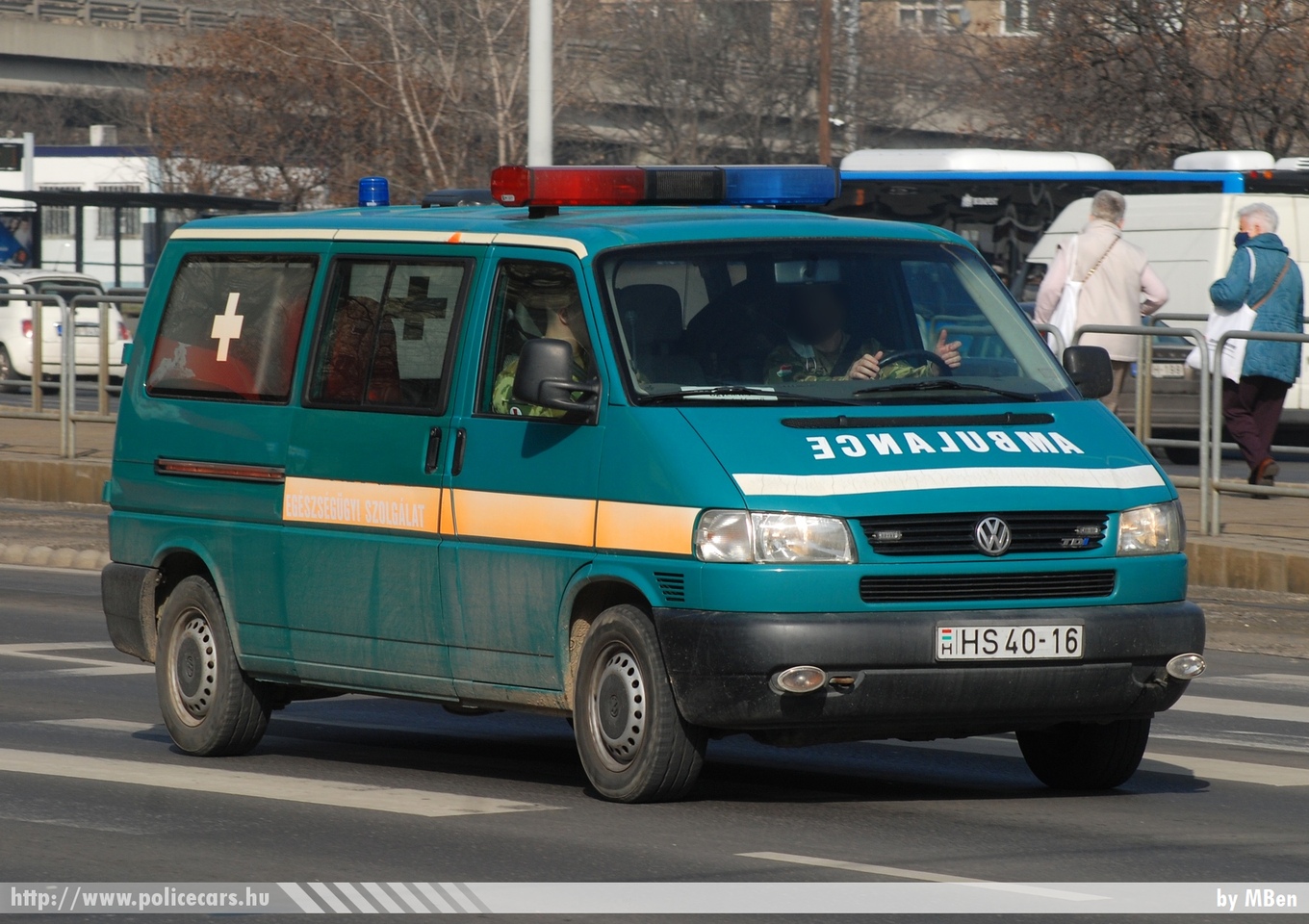Volkswagen Transporter T4, fotó: MBen
Keywords: katonai honvédségi honvédség magyar mentő mentőautó military ambulance hungary hungarian HS40-14
