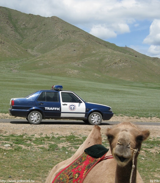 Volkswagen, fotó: Miki
Keywords: mongol Mongólia rendőr rendőrség rendőrautó police policecar Mongolia mongolian