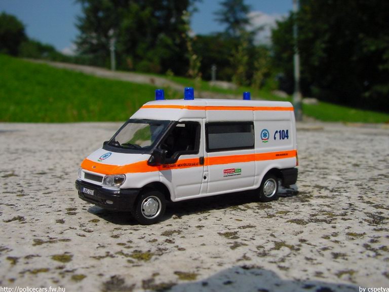 Ford Transit, modell és fotó: cspetya
Keywords: modell modellautó mentő omsz mentőautó