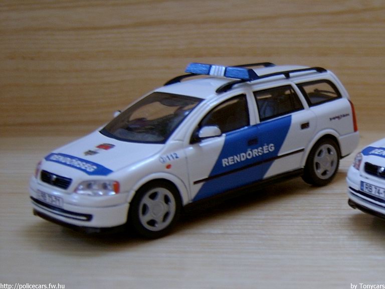 Opel Astra G Caravan, modell és fotó: Tonycars
Keywords: modell modellautó rendőr rendőrség rendőrautó