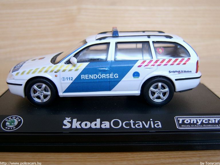 Skoda Octavia, modell és fotó: Tonycars
Keywords: modell modellautó rendőr rendőrség rendőrautó