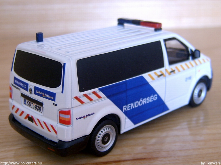 VW Transporter T5, modell és fotó: Tonycars
Keywords: modell modellautó rendőr rendőrség rendőrautó