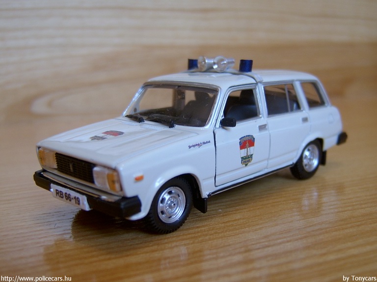 Lada 2104, modell és fotó: Tonycars
Keywords: modell modellautó rendőr rendőrség rendőrautó