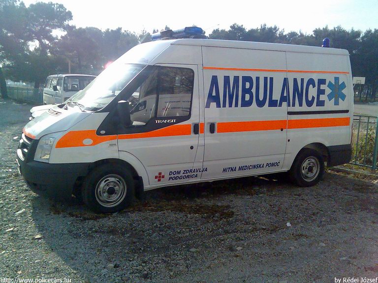 Ford Transit, fotó: Rédei József
Keywords: montenegrói Montenegró mentő mentőautó