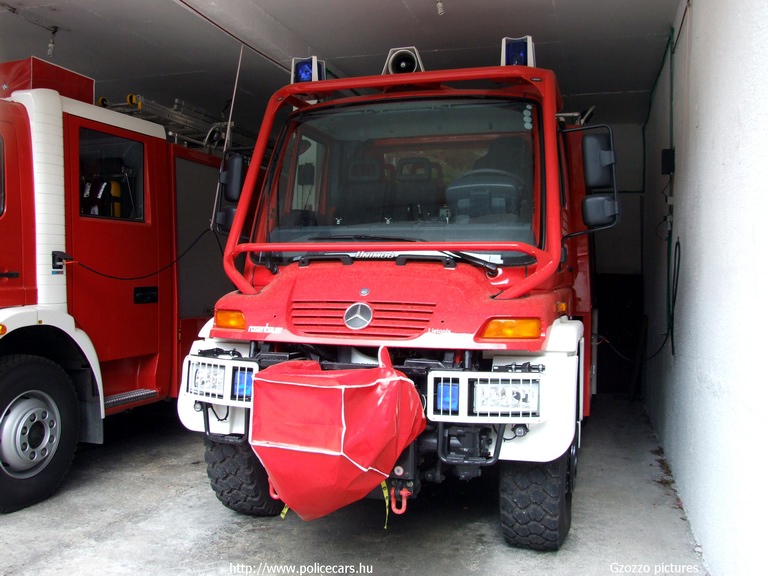 Mercedes Unimog, Kotor, fotó: Gzozzo pictures
Keywords: montenegrói Montenegró tûzoltó tûzoltóautó tûzoltóság crna gora