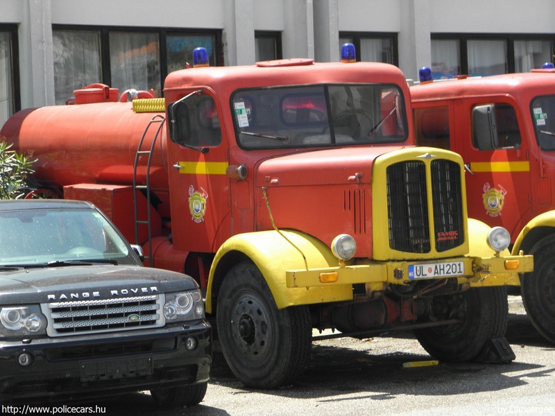 FAMOG, fotó: Dancergee
Keywords: montenegrói Montenegró tûzoltó tûzoltóautó tûzoltóság crna gora firetruck fire