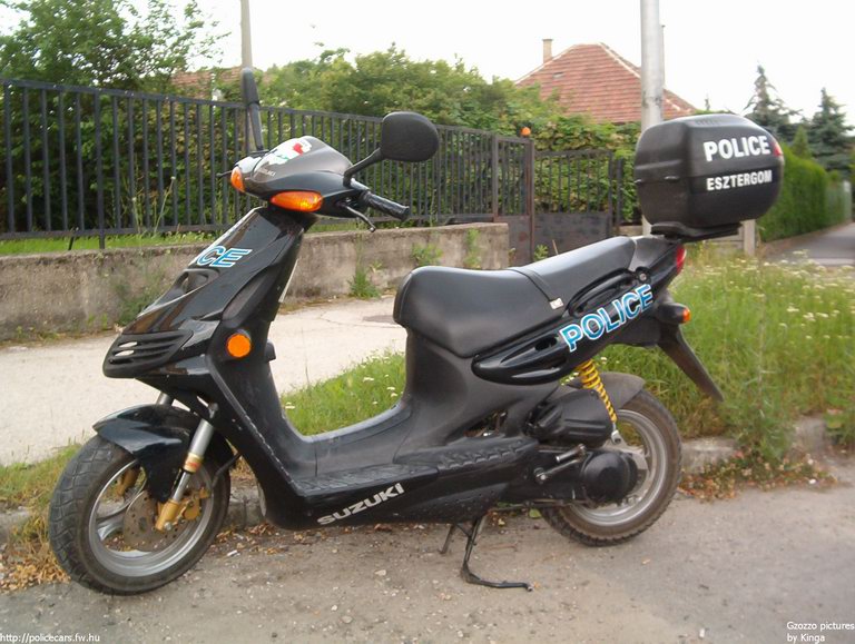 Suzuki Katana AY50, fotó: Gzozzo pictures by Kinga
Keywords: magyar magyarország rendőr rendőrmotor rendőrség