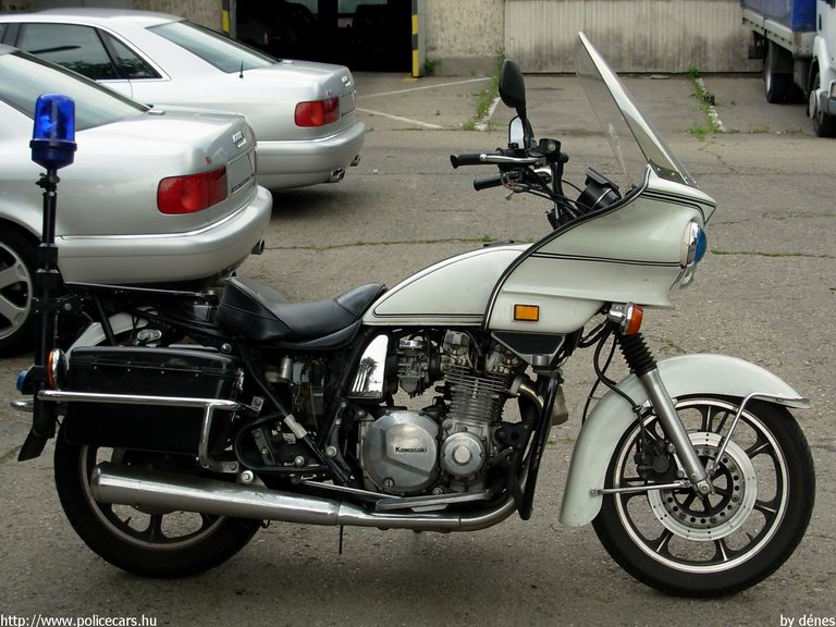 Kawasaki KZ1000 Police, fotó: dénes
Keywords: magyar magyarország rendőr rendőrmotor rendőrség RK80-75
