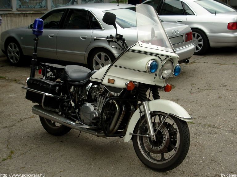 Kawasaki KZ1000 Police, fotó: dénes
Keywords: magyar magyarország rendőr rendőrmotor rendőrség RK80-75
