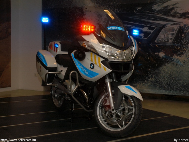 BMW R900RT-P, fotó: Norbee
Keywords: rendőr rendőrmotor rendőrség magyar Magyarország