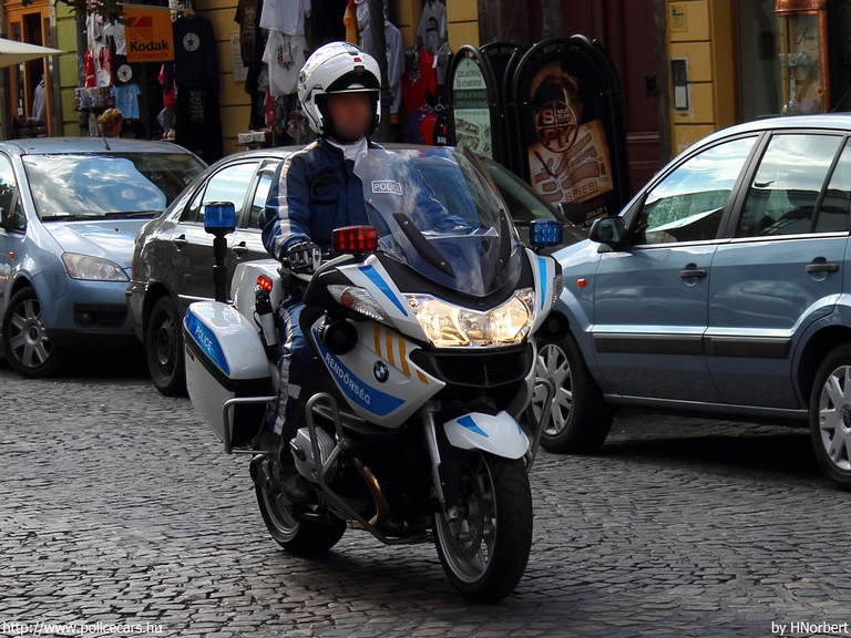BMW R900RT-P, fotó: HNorbert
Keywords: rendőr rendőrmotor rendőrség magyar Magyarország