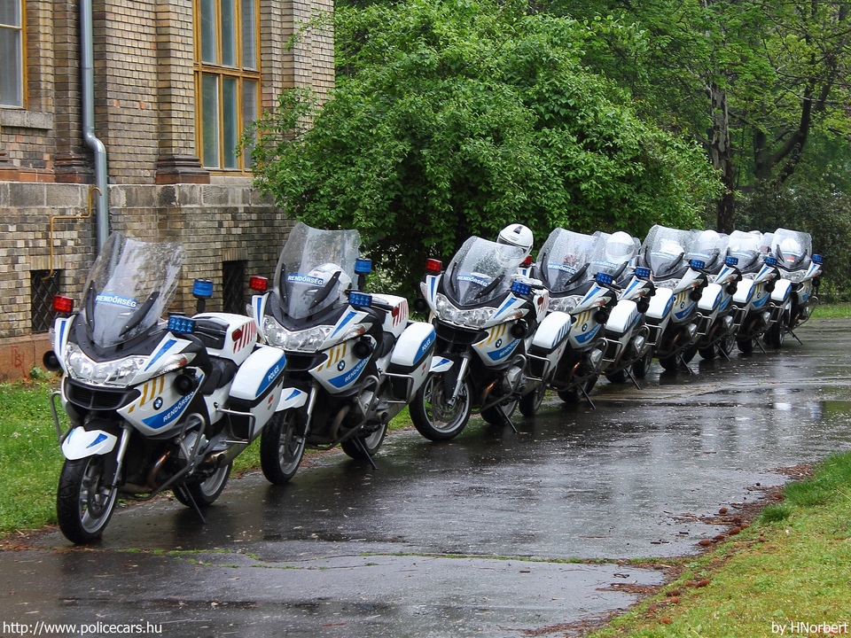 BMW R900RT-P, fotó: HNorbert
Keywords: rendőr rendőrmotor rendőrség magyar Magyarország police Hungary hungarian