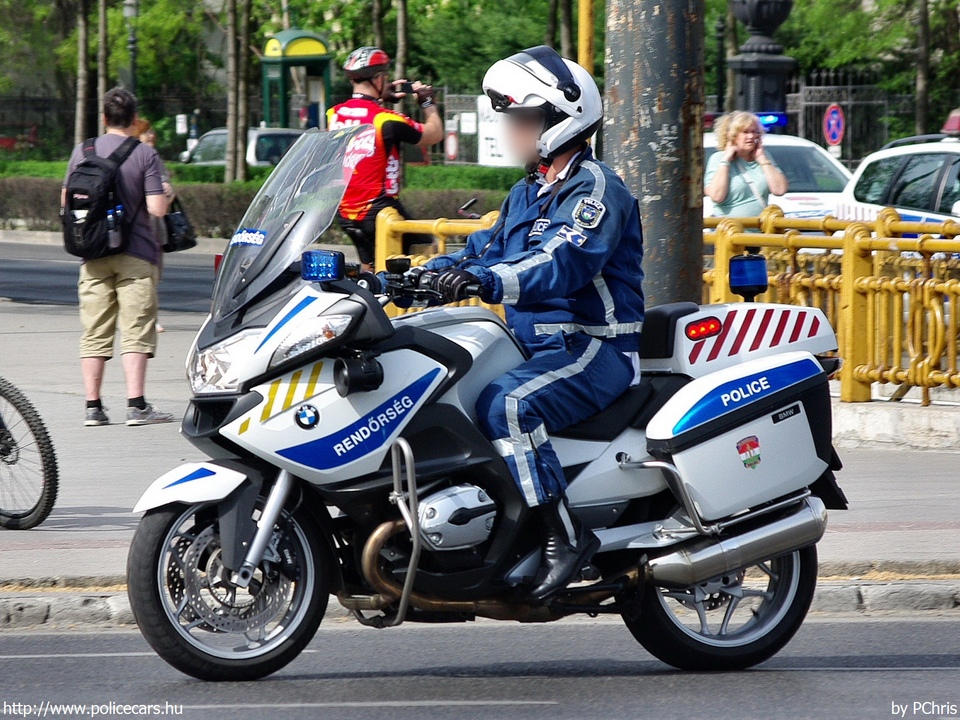 BMW R900RT-P, fotó: PChris
Keywords: motor rendőr rendőrmotor rendőrség magyar Magyarország police Hungary hungarian