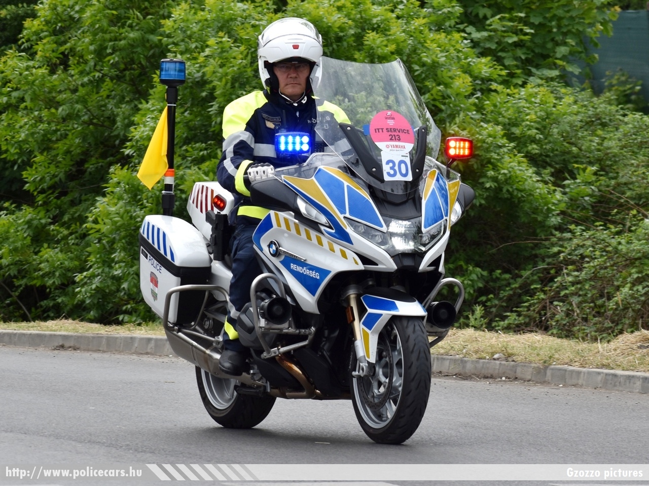 BMW R1250RT, fotó: Gzozzo pictures
Keywords: motor rendőr rendőrmotor rendőrség magyar Magyarország police Hungary hungarian policebike policemotorcycle