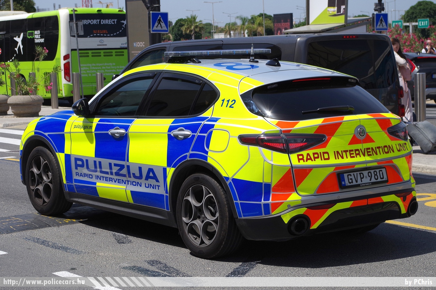 Alfa Romeo Stelvio Sprint, Pulizija (Malta Police Force), Rapid Intervention Unit, fotó: PChris
Keywords: Málta máltai rendőr rendőrautó rendőrség maltese police policecar