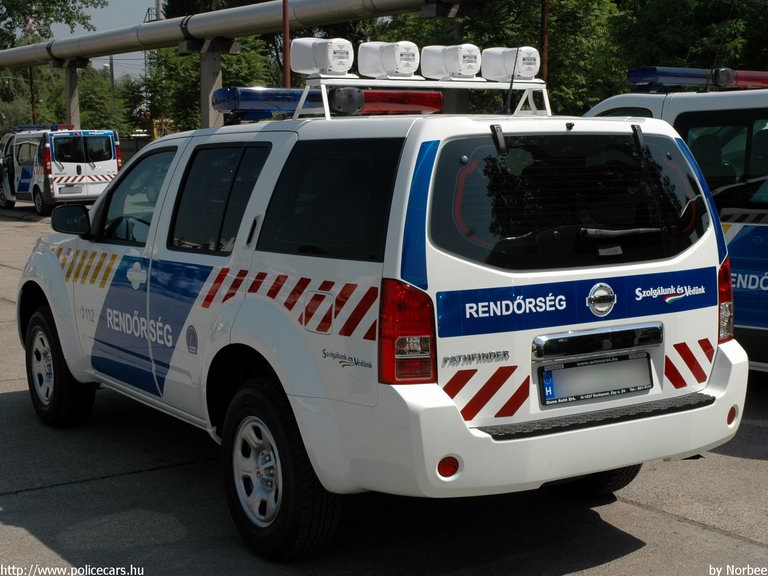 Nissan Pathfinder, fotó: Norbee
Keywords: rendőrség rendőrautó rendőr Hungary hungarian police policecar  magyar Magyarország